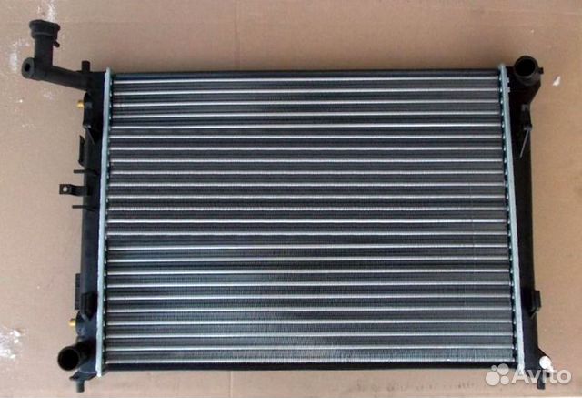 Радиатор охлаждения Киа Сид 2007 - 2012