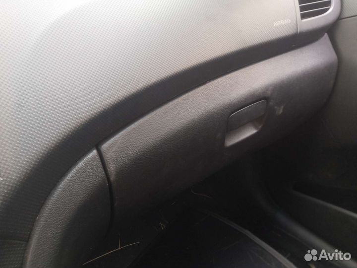 Салон Hyundai Solaris 1