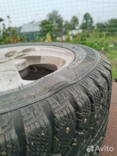 Hankook Winter I'Pike 195/55 R15