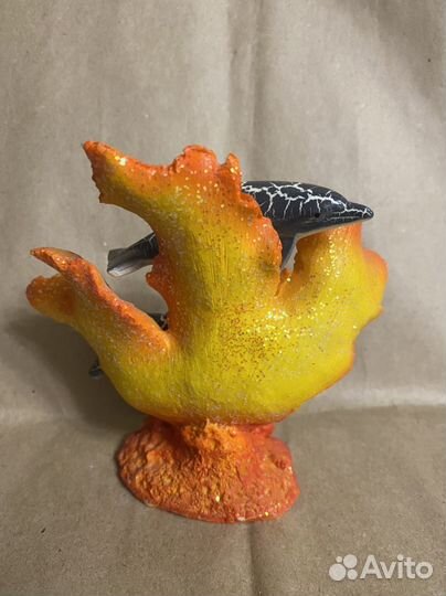 Фигурка сувенирная дельфины