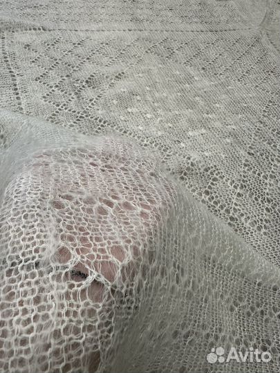 Шаль платок пуховая из козьего пуха