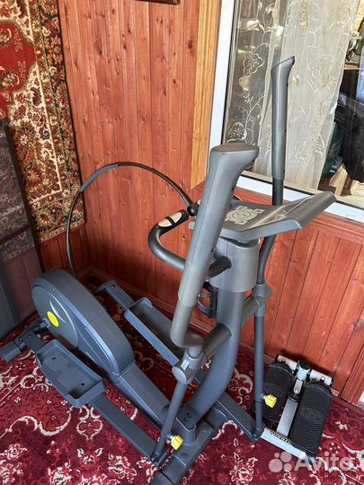 Элипсоидный тренажер