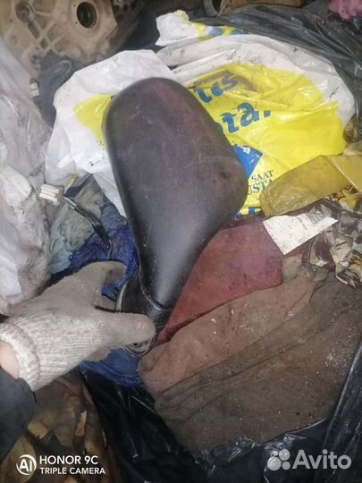 Зеркало правое mitsubishi carisma