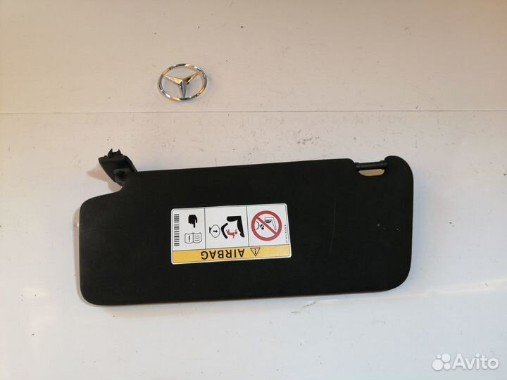 Солнцезащитный козырек слева Mercedes E 207