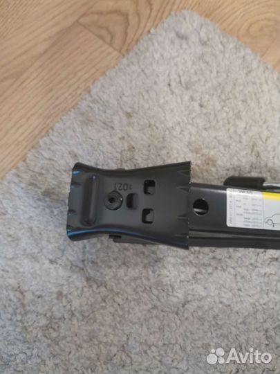 Домкрат volkswagen polo