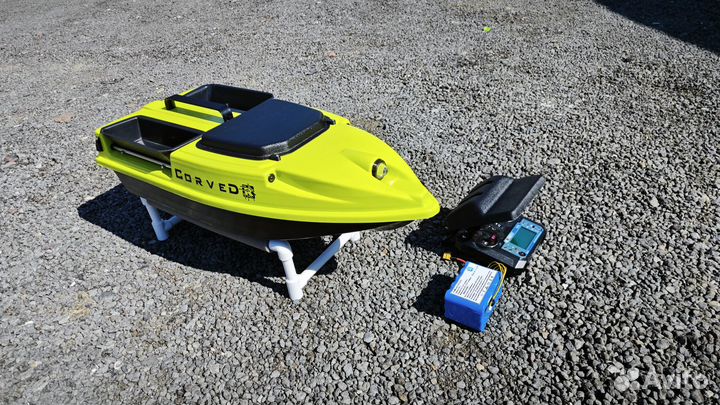 Карповый кораблик для рыбалки GPS с глубиномером