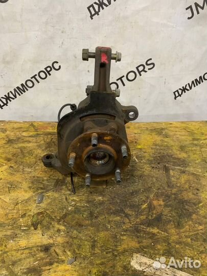 Ступица Кулак поворотный Nissan Teana J31 vq23de