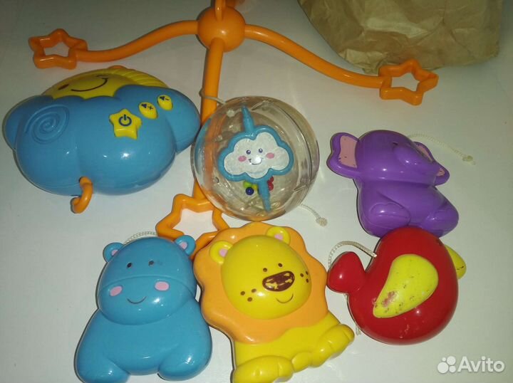 Детский мобиль на кроватку