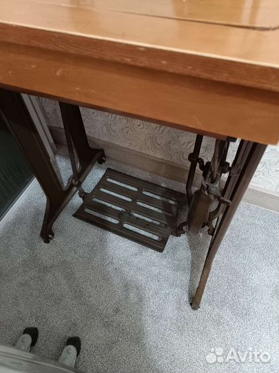 Швейная машина ножная пмз им. Калинина