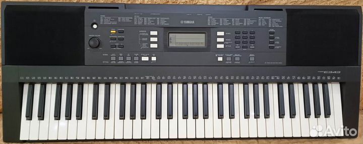 Продаю синтезатор Yamaha PSR E343