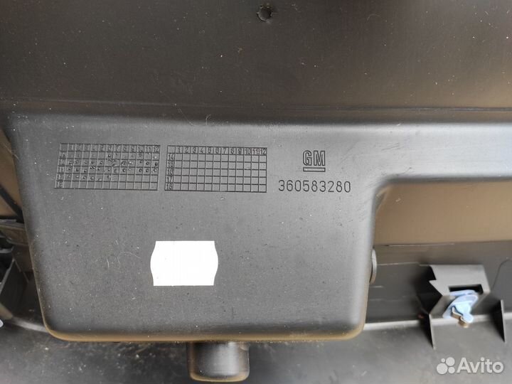 Обшивка крышки багажника Opel Astra J Хэтчбек