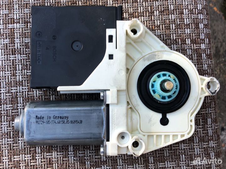 Моторчик на стеклоподъемник Фольксваген пассат Б6