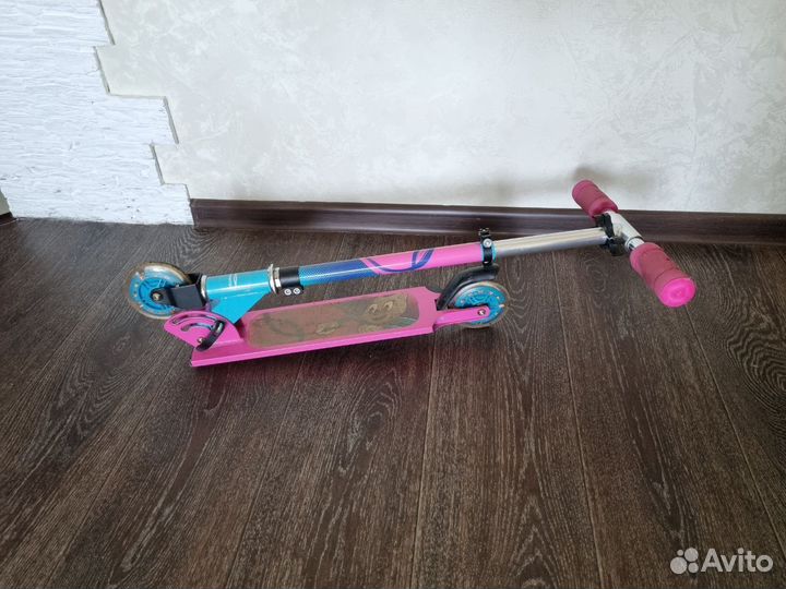 Самокат для девочки X-match Cool Cat