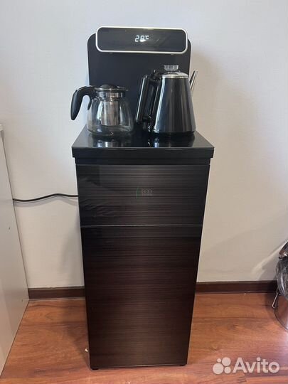 Кулер с чайным столиком