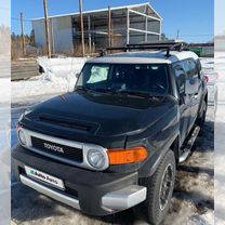 Toyota FJ Cruiser 4.0 AT, 2006, 275 200 км, с пробегом, цена 2 300 000 руб.