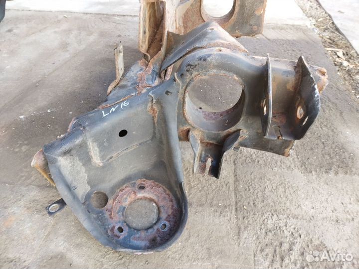 Рама задняя часть Lincoln Navigator 3 07г