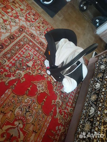Продам автокресло