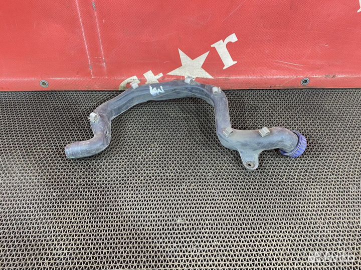 Горловина бачка омывателя