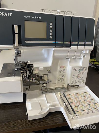 Коверлок Pfaff 4.0