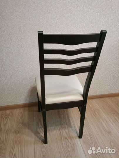 Стул деревянный б/у