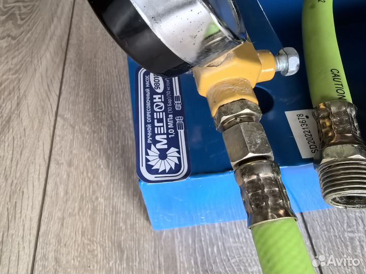 Ручной опресовочный насос