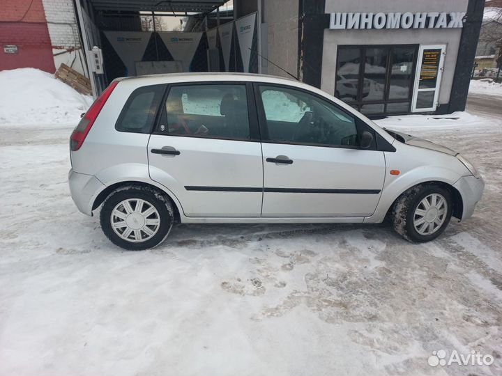 Ford Fiesta 1.6 МТ, 2005, 178 000 км