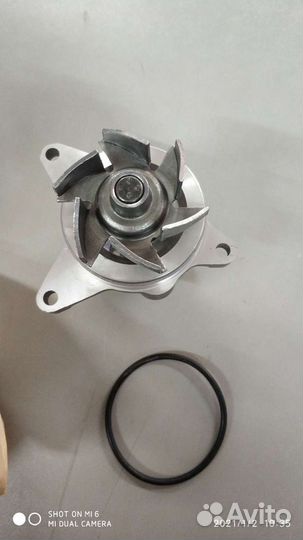 Помпа на Мондео 5
