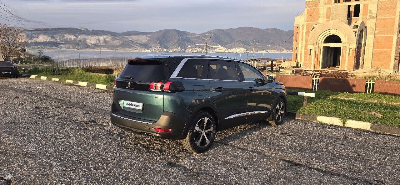 Peugeot 5008: фото владельца