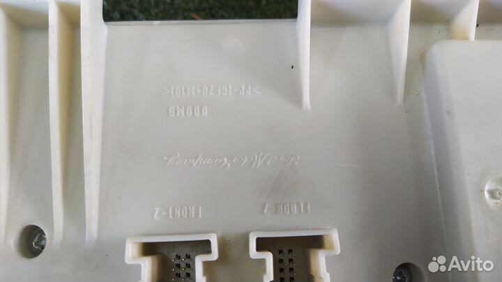 Блок предохранителей сем Volvo V50 B5254T3 2005