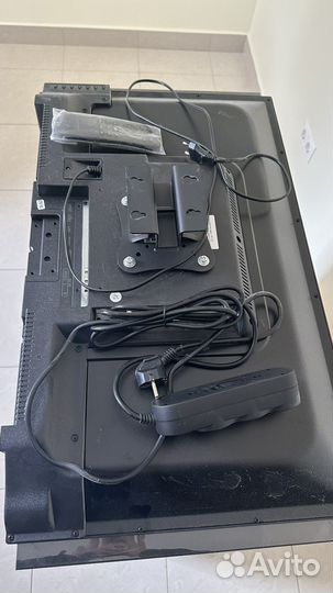 Smart TV яндекс тв 32 диагональ