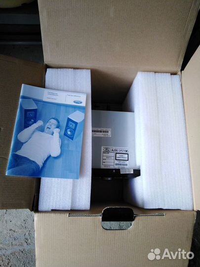 Оригинальную магнитола наФорд Фокус2