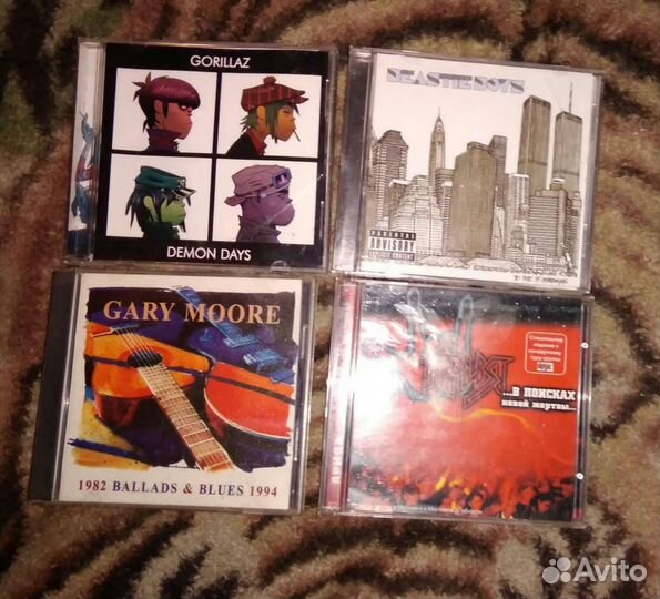 Лицензионные CD с буклетами и разные диски