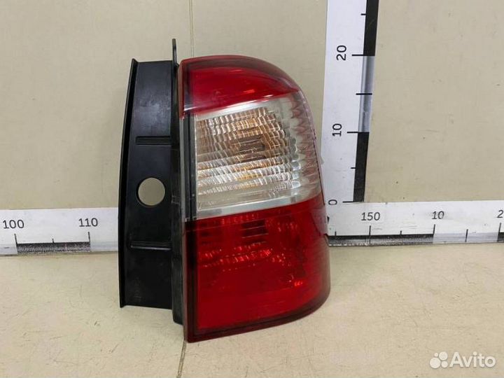 Фонарь задний наружный правый Nissan Terrano D10 2