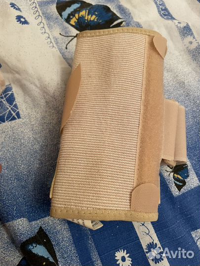 Бандаж на лучезапястный сустав