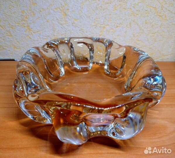 Пепельница стекло