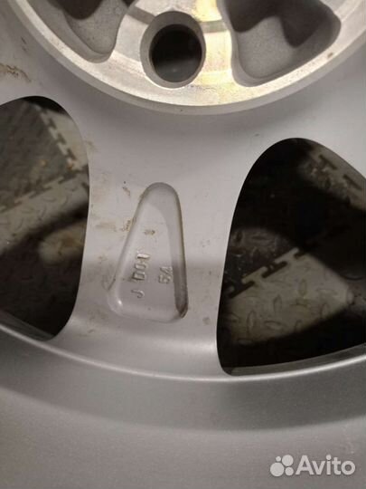 Запасное колесо Toyota rav 4