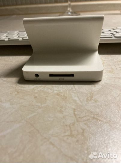 Клавиатура Apple для iPad