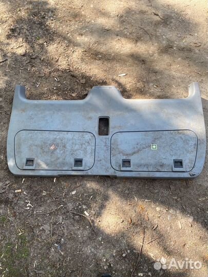 Обшивка крышки багажника мерседес ML163