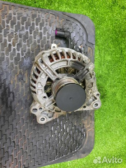 Генератор Volkswagen Tiguan 5N2 caxa 2015