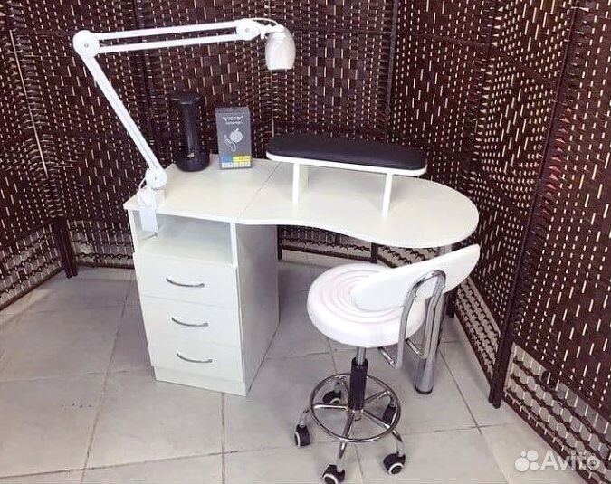 Стол офисный