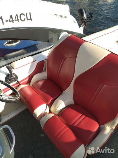 Перетяжка, ремонт и реставрация мягкой мебели