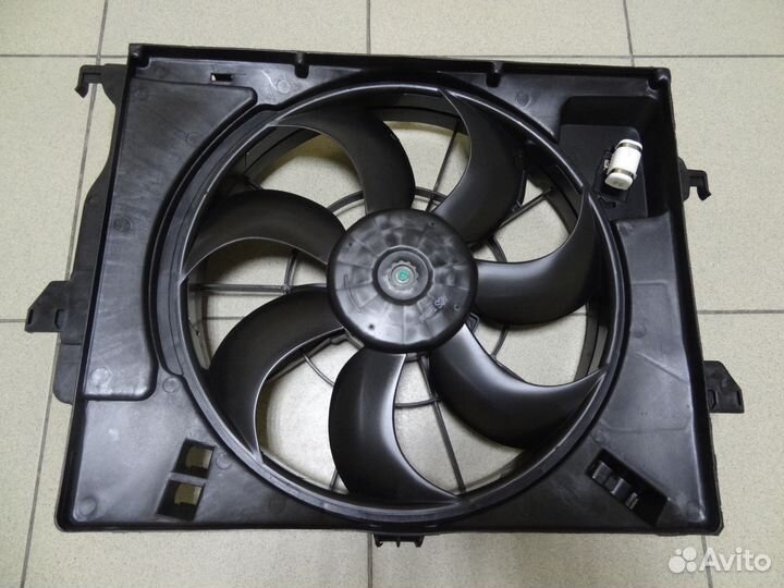 Диффузор радиатора с вентилятором Hyundai Kia