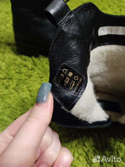 Ботинки женские 39 размер черные