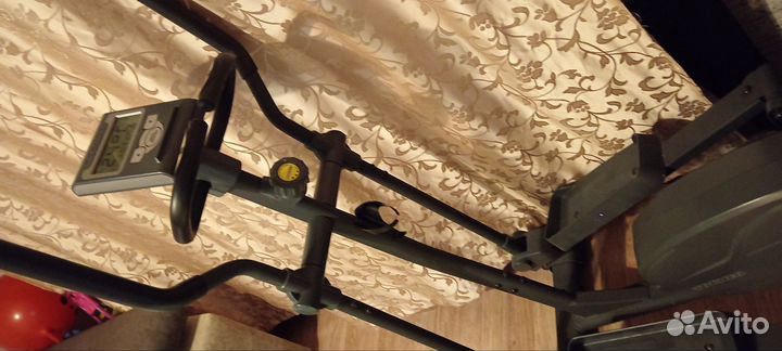 Эллиптический тренажер torneo