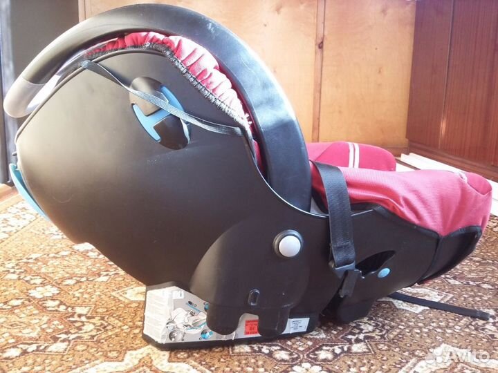 Автокресло(автолюлька) Bebe confort Creatis Fix 0+