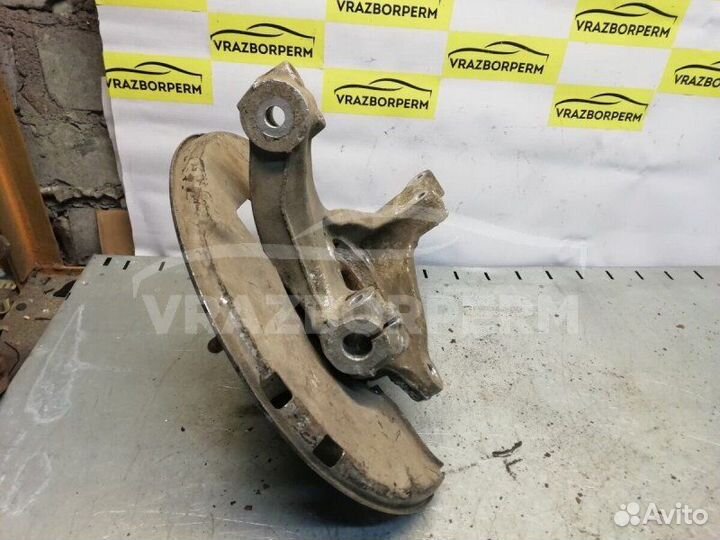 Кулак поворотный передний левый Opel Insignia