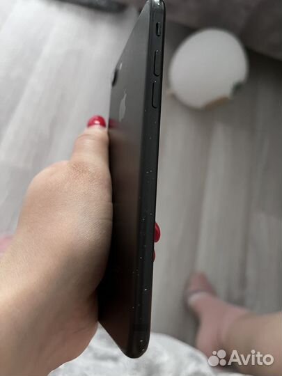 iPhone 7, 128 ГБ