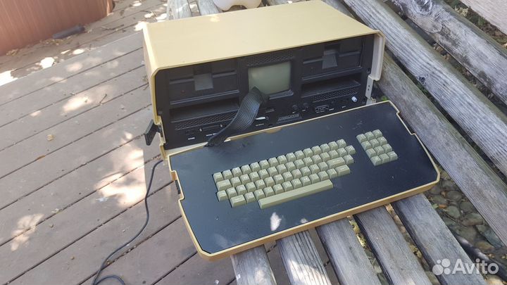 Винтаж Osborne 01 computer 1981