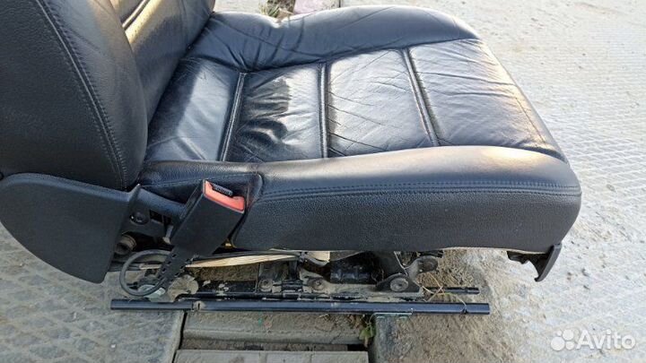 Сиденья комплект Porsche Cayenne 957 M48.01 2007