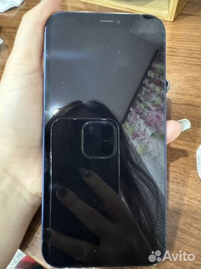 iPhone 12, 64 ГБ